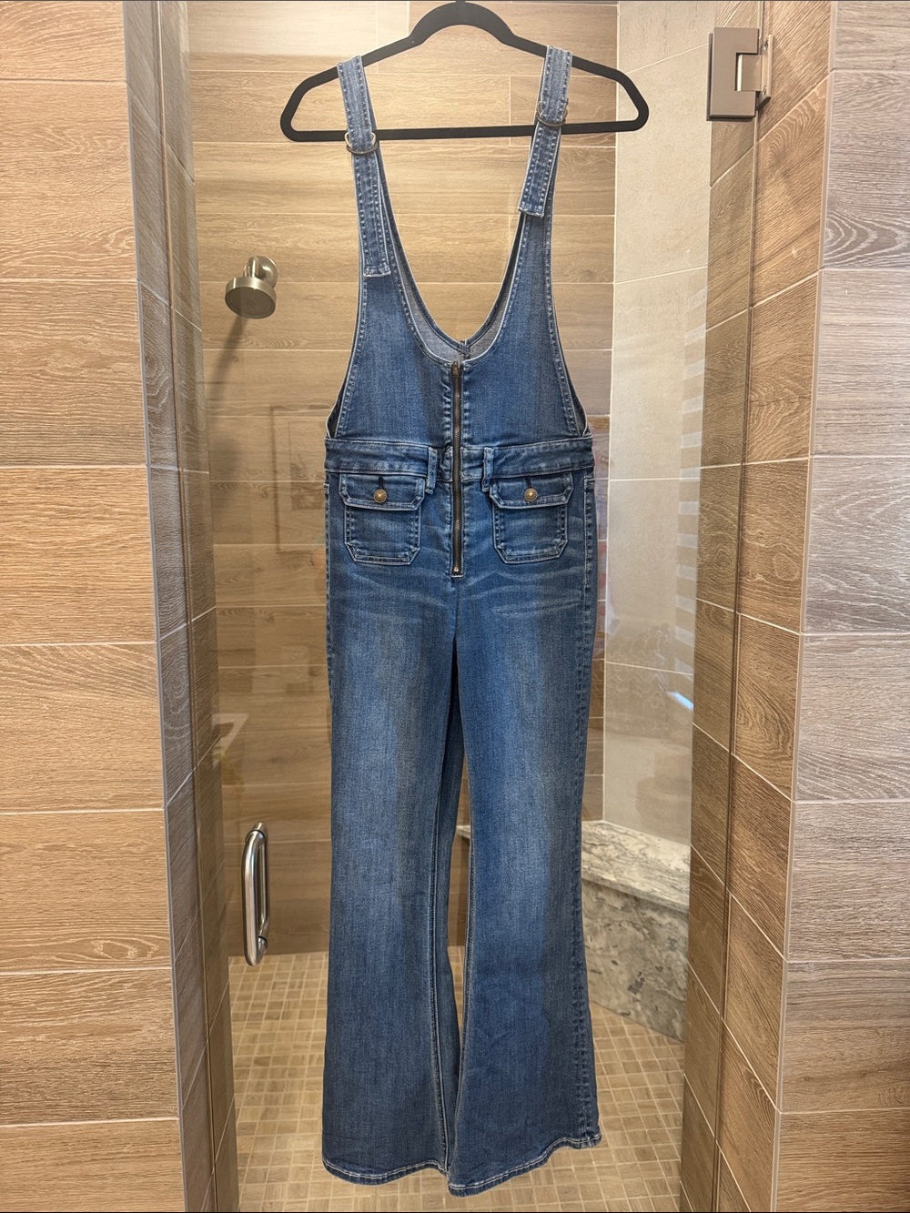 NWOT American Eagle Denim Bell Bottom
Overalls Sz 6 Short (6 S)